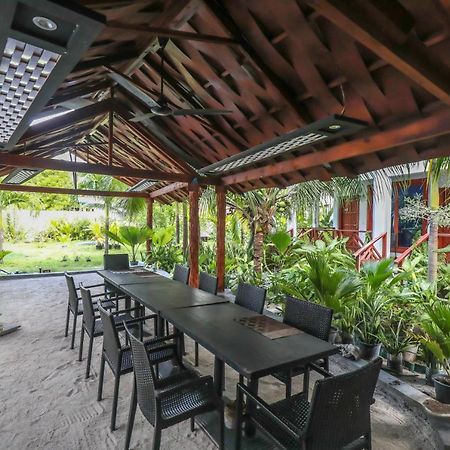 Aqua Blu Thoddoo Hotel Ngoại thất bức ảnh